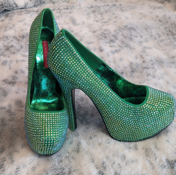Bordello Rhinestone pinup heels - Picture 2 of 7